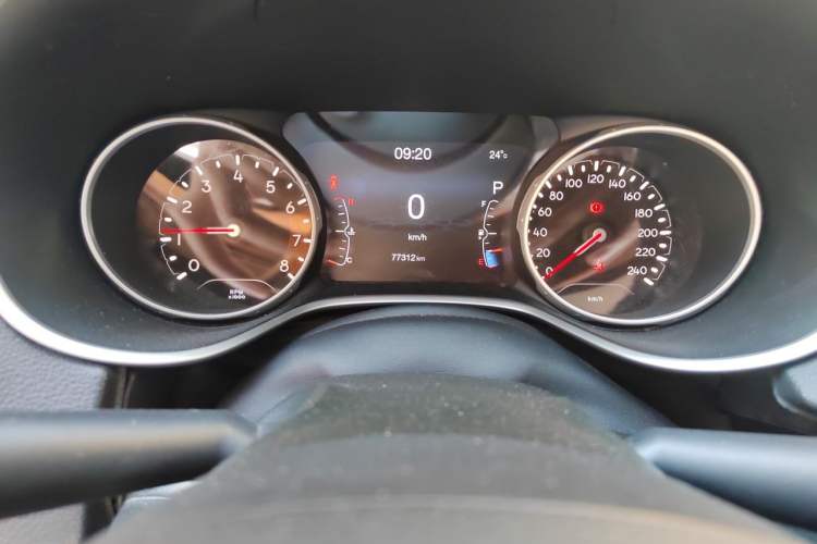 Used Jeep Compass 2017 200T Automatic Family Edition Odometer Close Up