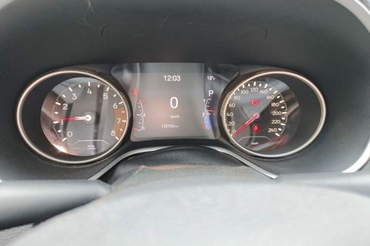 Used Jeep Compass 2017 200T Automatic Family Edition Odometer Close Up