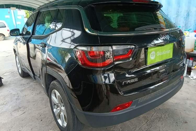 Used Jeep Compass 2017 200T Automatic Family Edition Rear Left 45 Deg