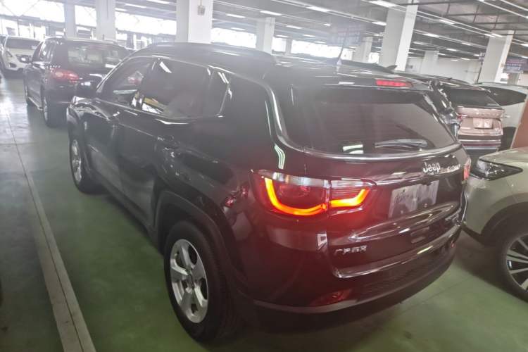 Used Jeep Compass 2017 200T Automatic Family Edition Rear Left 45 Deg