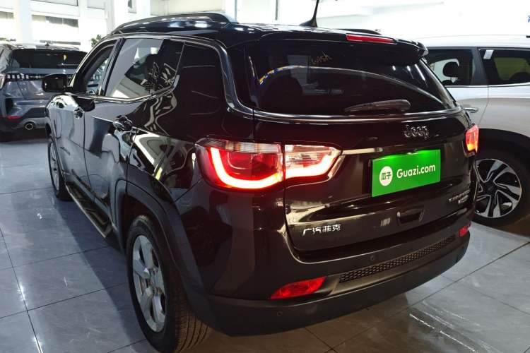 Used Jeep Compass 2017 200T Automatic Family Edition Rear Left 45 Deg