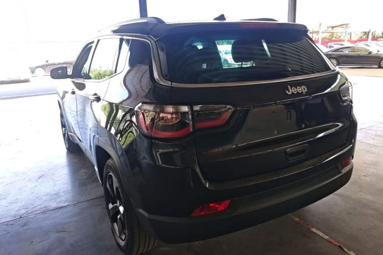 Used Jeep Compass 2017 200T Automatic Family Edition Rear Left 45 Deg