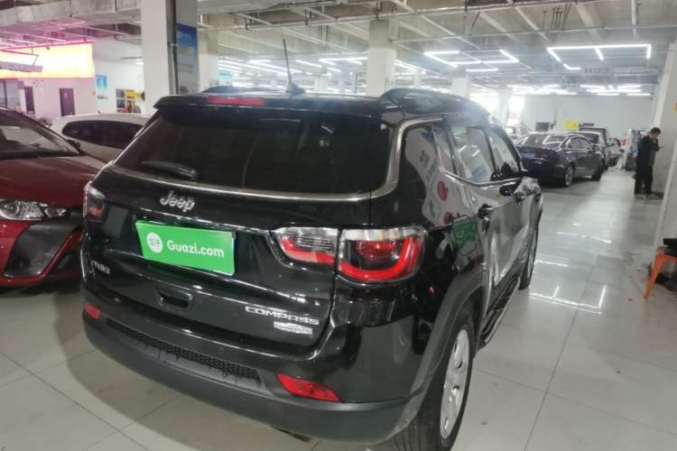 Used Jeep Compass 2017 200T Automatic Family Edition Rear Right 45 Deg