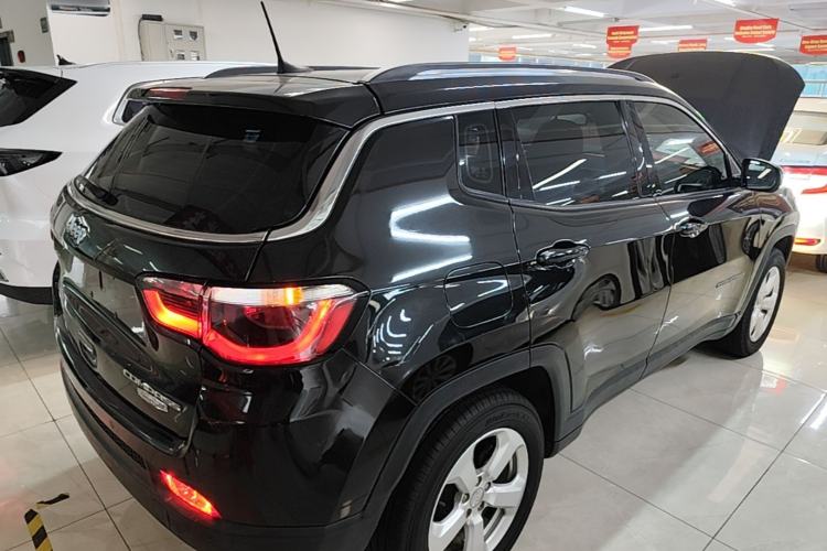 Used Jeep Compass 2017 200T Automatic Family Edition Rear Right 45 Deg