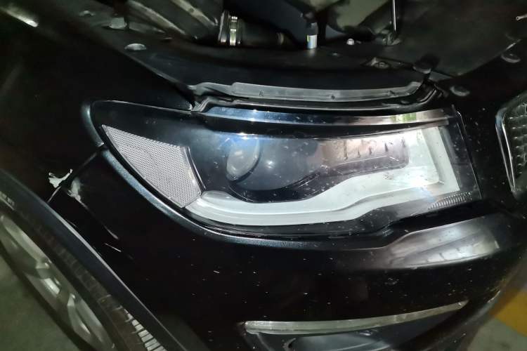Used Jeep Compass 2017 200T Automatic Family Edition Right Front Headlight