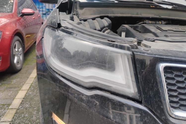 Used Jeep Compass 2017 200T Automatic Family Edition Right Front Headlight