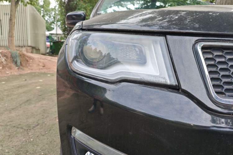 Used Jeep Compass 2017 200T Automatic Family Edition Right Front Headlight