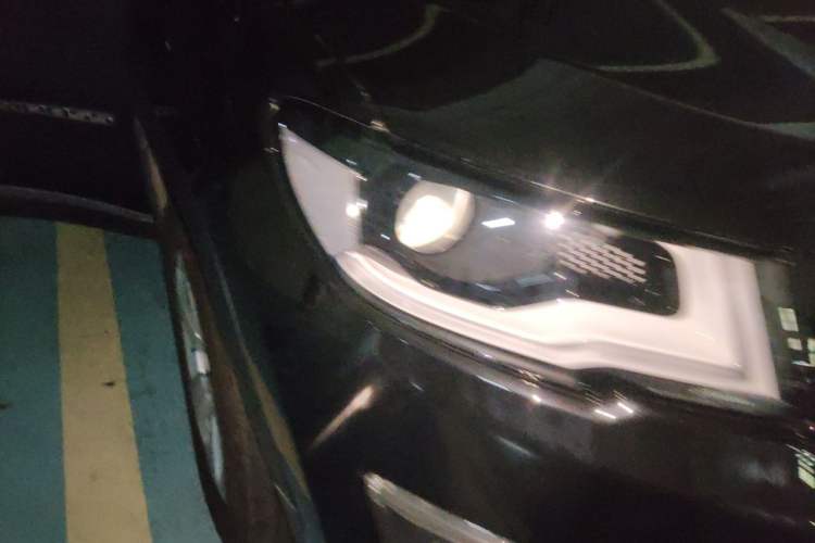 Used Jeep Compass 2017 200T Automatic Family Edition Right Front Headlight