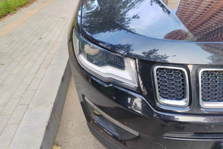 Used Jeep Compass 2017 200T Automatic Family Edition Right Front Headlight