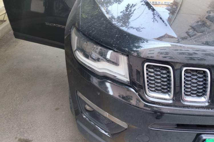 Used Jeep Compass 2017 200T Automatic Family Edition Right Front Headlight