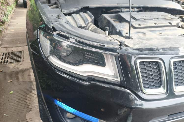 Used Jeep Compass 2017 200T Automatic Family Edition Right Front Headlight
