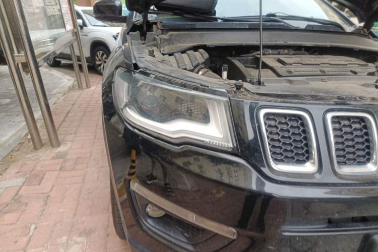 Used Jeep Compass 2017 200T Automatic Family Edition Right Front Headlight