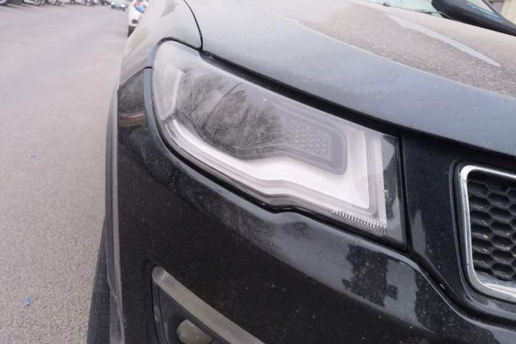 Used Jeep Compass 2017 200T Automatic Family Edition Right Front Headlight