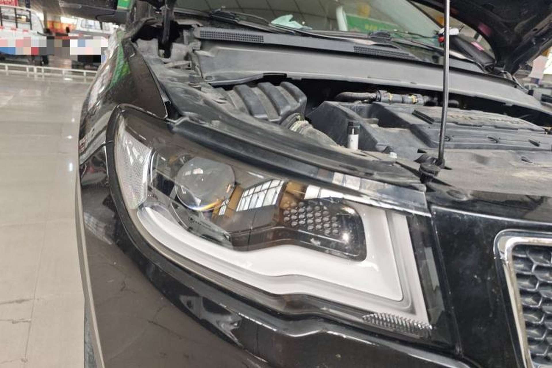 Used Jeep Compass 2017 200T Automatic Family Edition Right Front Headlight