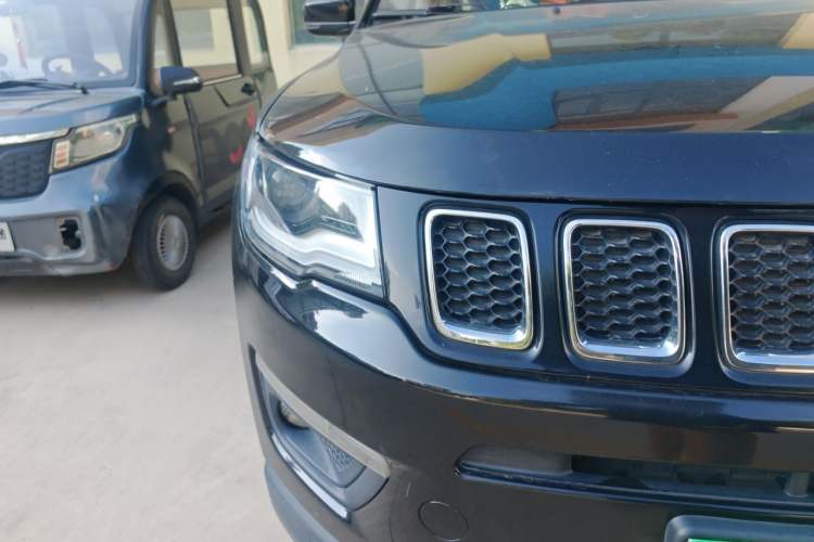 Used Jeep Compass 2017 200T Automatic Family Edition Right Front Headlight