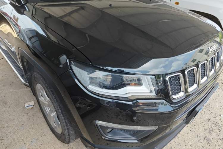 Used Jeep Compass 2017 200T Automatic Enjoyment Version Right Front Headlight