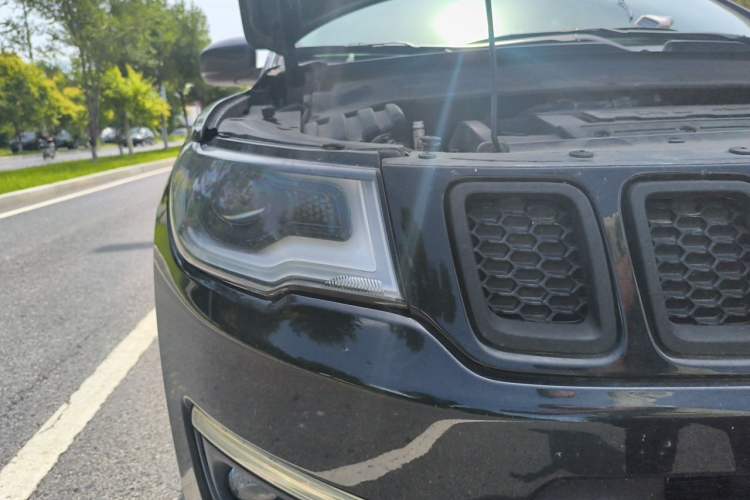 Used Jeep Compass 2017 200T Automatic Family Edition Right Front Headlight