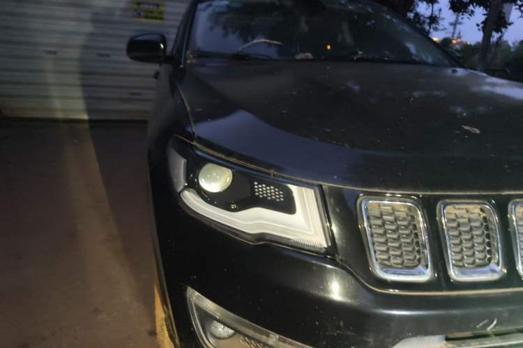 Used Jeep Compass 2017 200T Automatic Family Edition Right Front Headlight