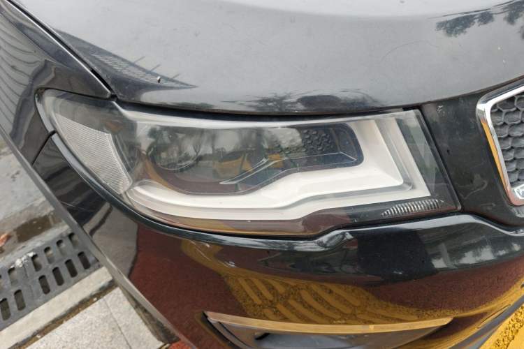 Used Jeep Compass 2017 200T Automatic Family Edition Right Front Headlight