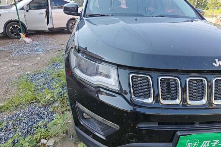 Used Jeep Compass 2017 200T Automatic Enjoyment Edition Right Front Headlight