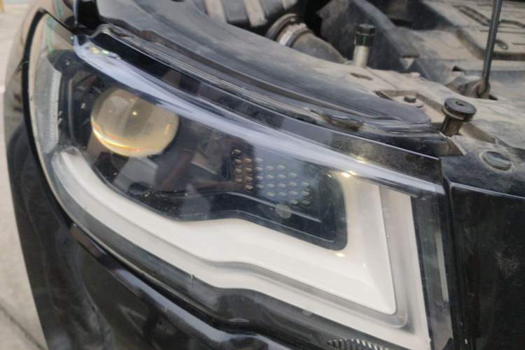 Used Jeep Compass 2017 200T Automatic Family Edition Right Front Headlight