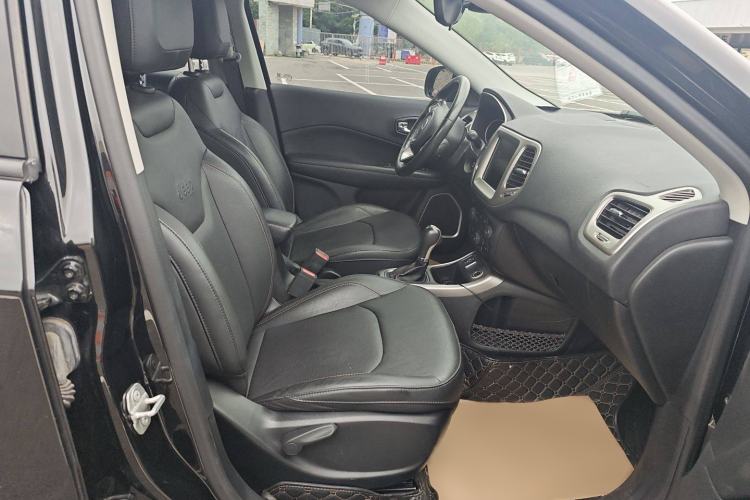 Used Jeep Compass 2017 200T Automatic Family Edition Right Front Seat