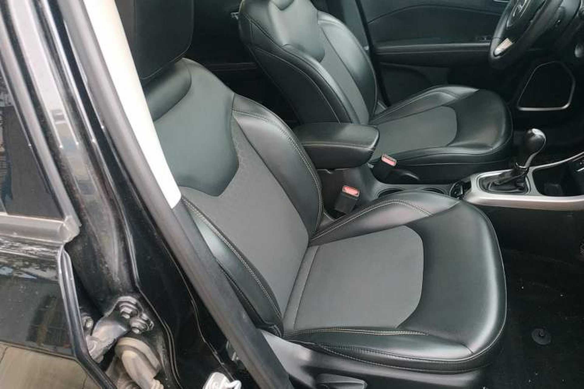 Used Jeep Compass 2017 200T Automatic Enjoyment Version Right Front Seat