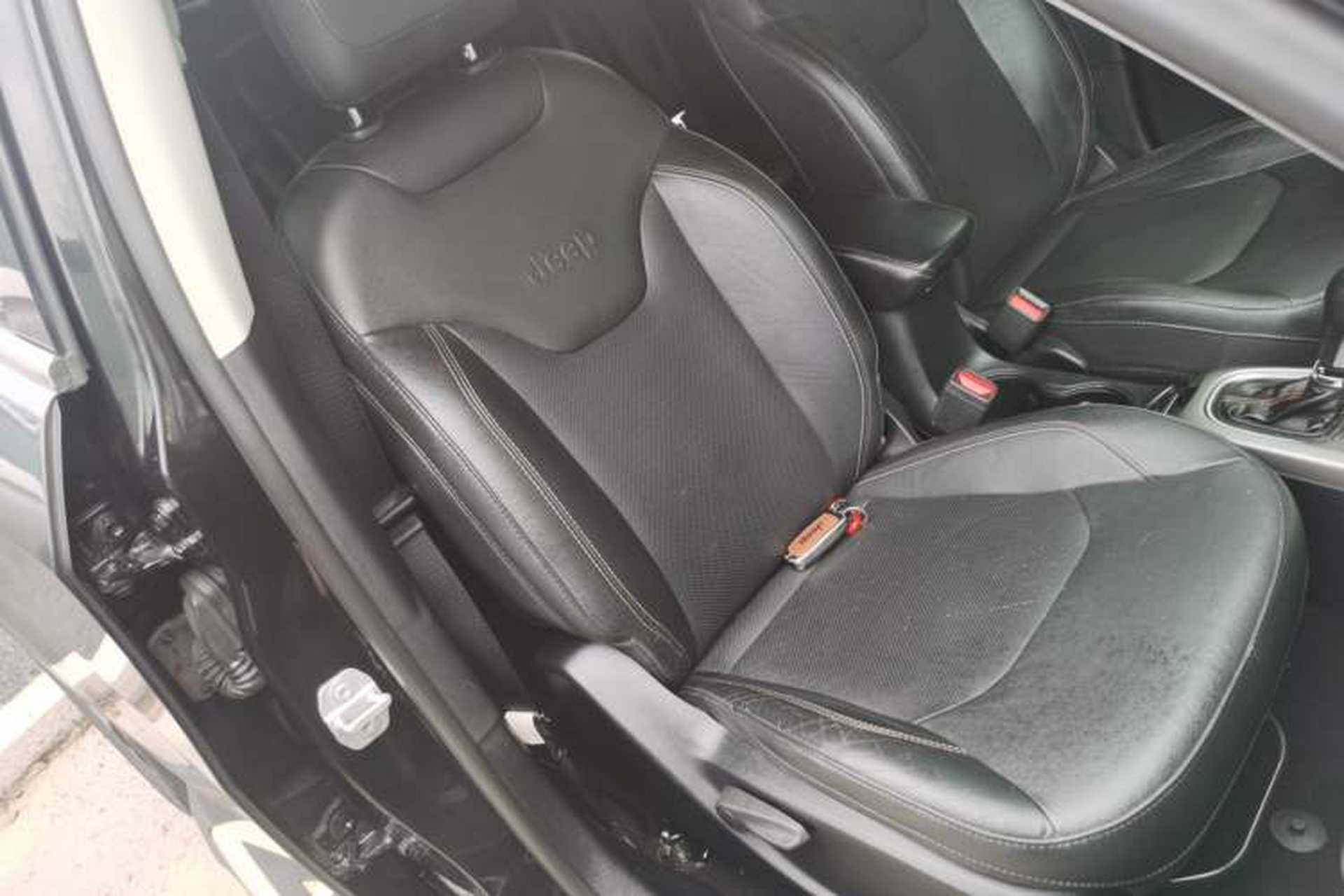 Used Jeep Compass 2017 200T Automatic Family Edition Right Front Seat