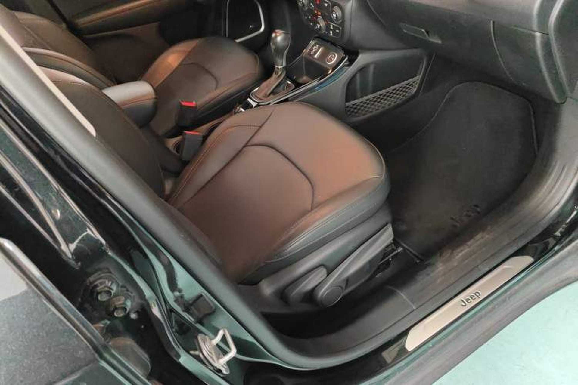 Used Jeep Compass 2017 200T Automatic Prestige Edition Right Front Seat