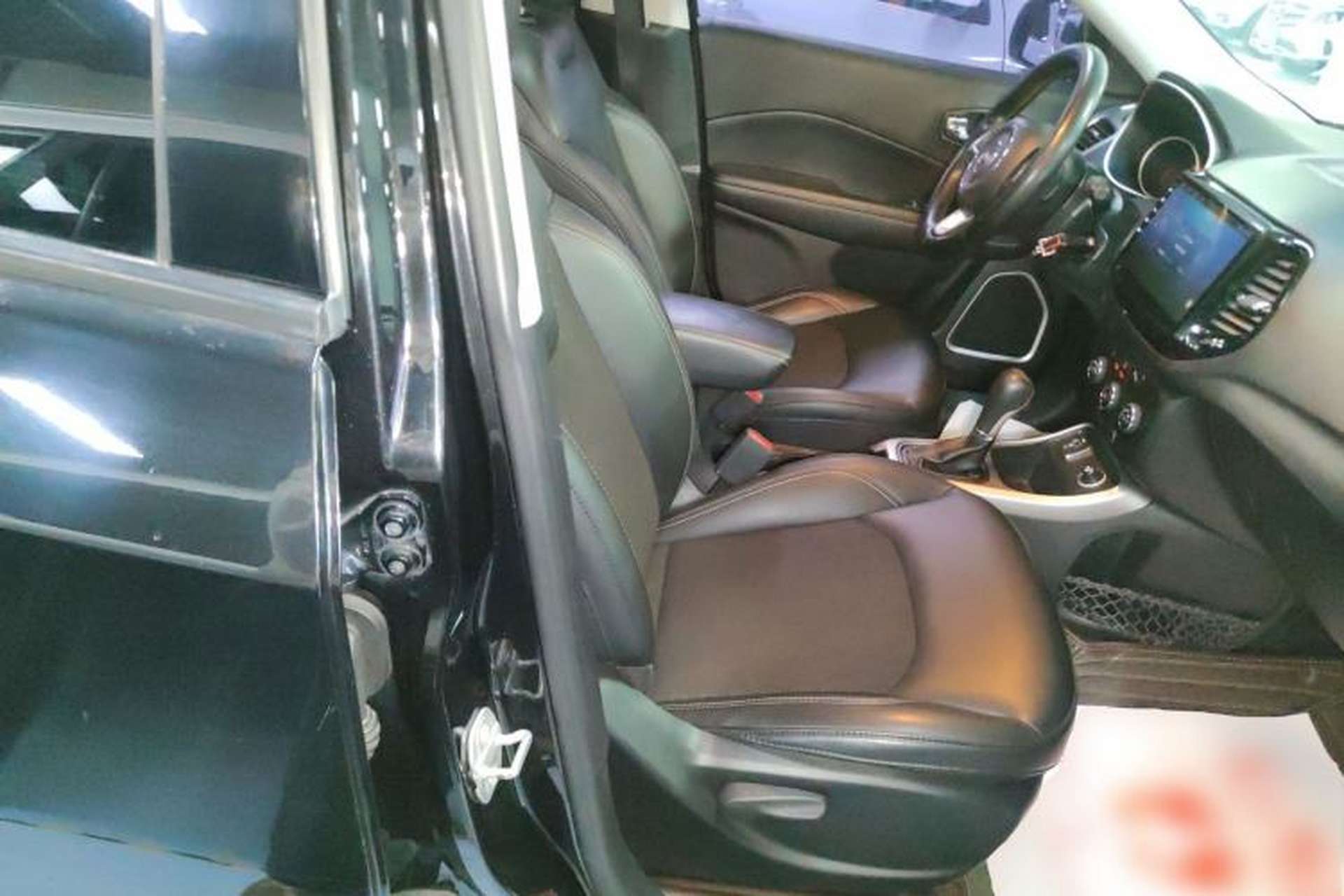 Used Jeep Compass 2017 200T Automatic Enjoyment Version Right Front Seat