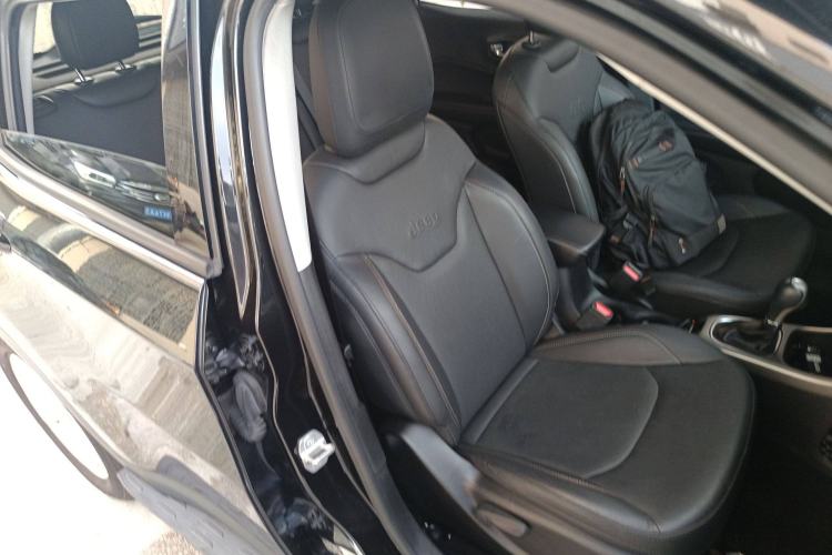 Used Jeep Compass 2017 200T Automatic Family Edition Right Front Seat