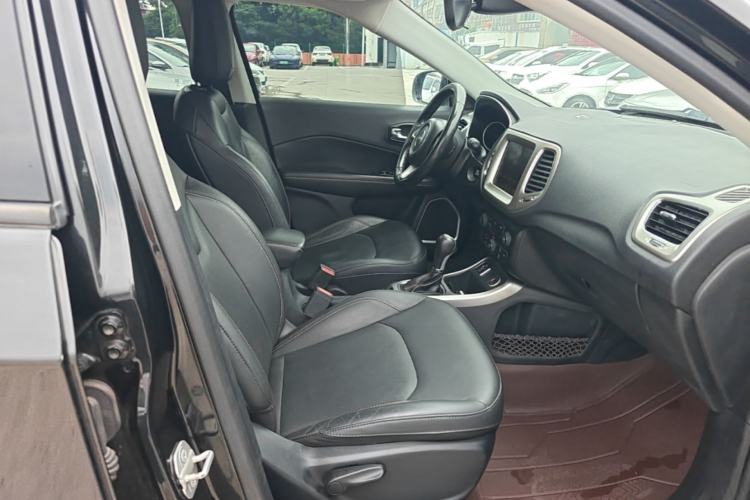 Used Jeep Compass 2017 200T Automatic Family Edition Right Front Seat