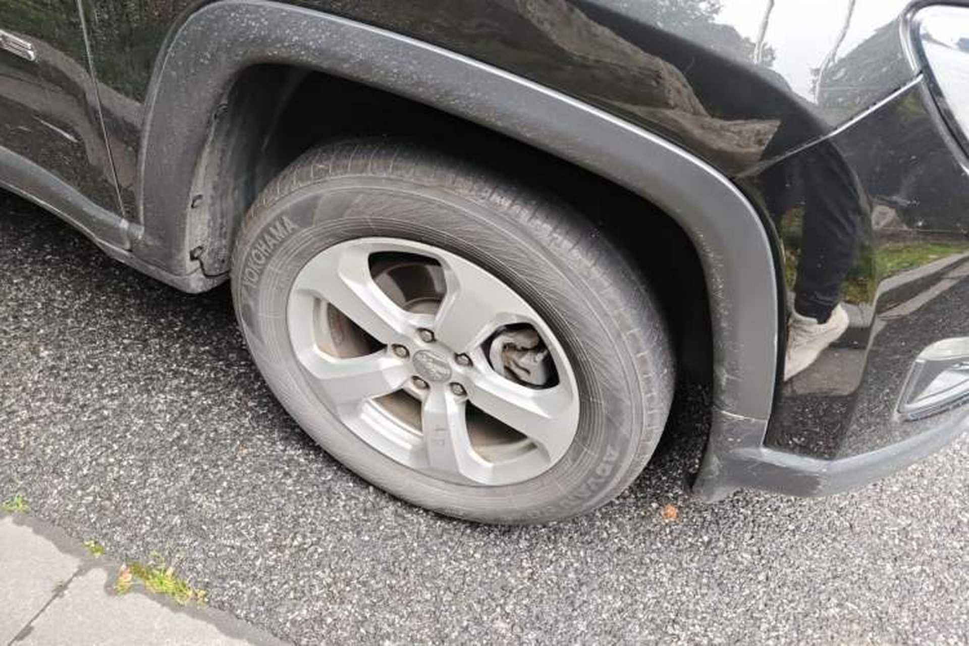 Used Jeep Compass 2017 200T Automatic Family Edition Right Front Wheel Hub