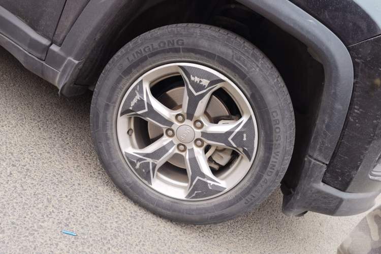 Used Jeep Compass 2017 200T Automatic Family Edition Right Front Wheel Hub