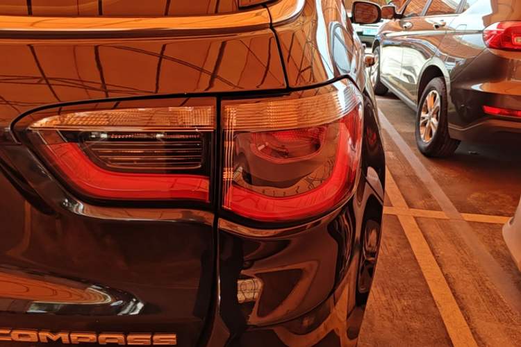 Used Jeep Compass 2017 200T Automatic Prestige Edition Right Rear Taillight