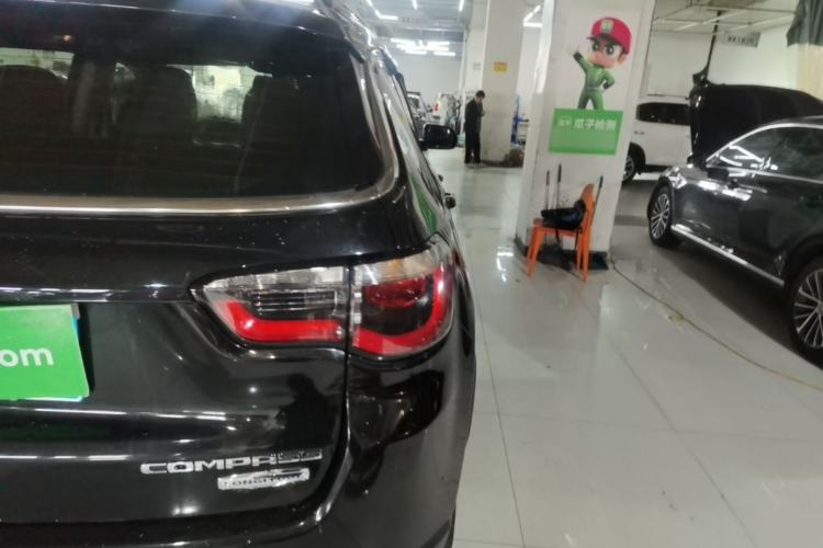 Used Jeep Compass 2017 200T Automatic Family Edition Right Rear Taillight