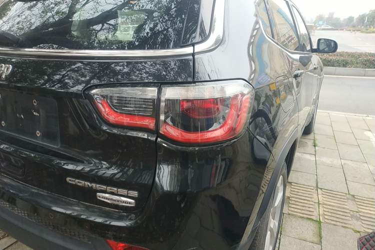 Used Jeep Compass 2017 200T Automatic Enjoyment Version Right Rear Taillight