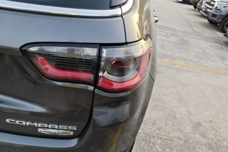 Used Jeep Compass 2017 200T Automatic Family Edition Right Rear Taillight