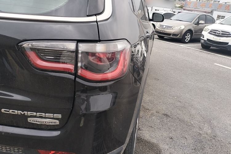Used Jeep Compass 2017 200T Automatic Family Edition Right Rear Taillight