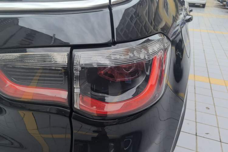 Used Jeep Compass 2017 200T Automatic Family Edition Right Rear Taillight