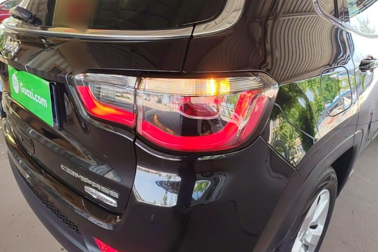 Used Jeep Compass 2017 200T Automatic Family Edition Right Rear Taillight