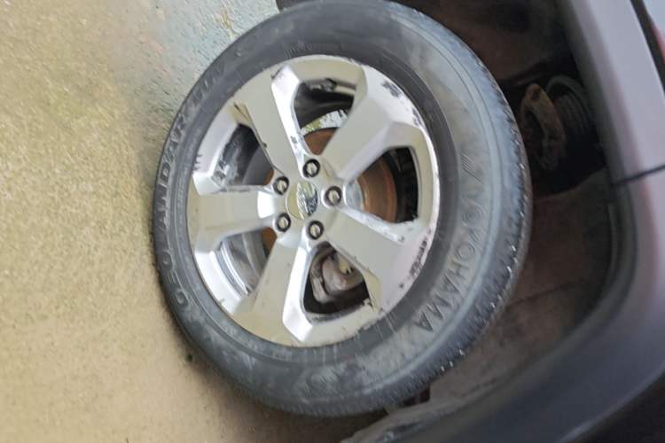 Used Jeep Compass 2017 200T Automatic Family Edition Right Rear Wheel Hub
