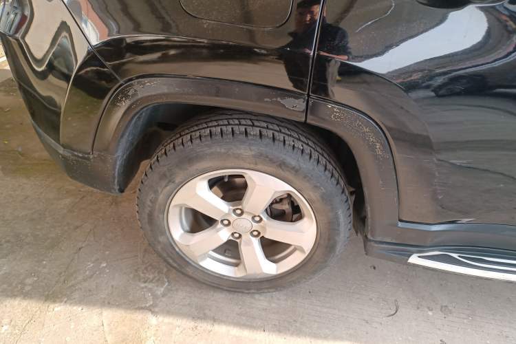 Used Jeep Compass 2017 200T Automatic Family Edition Right Rear Wheel Hub