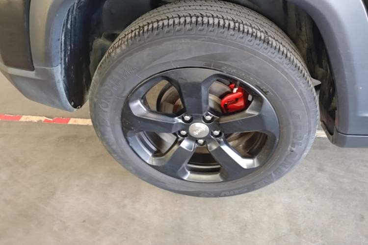 Used Jeep Compass 2017 200T Automatic Family Edition Right Rear Wheel Hub