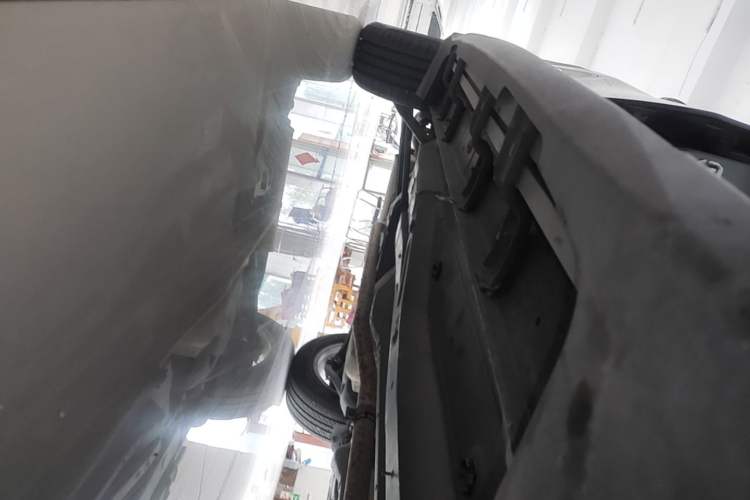 Used Jeep Compass 2017 200T Automatic Family Edition Right Side Sill