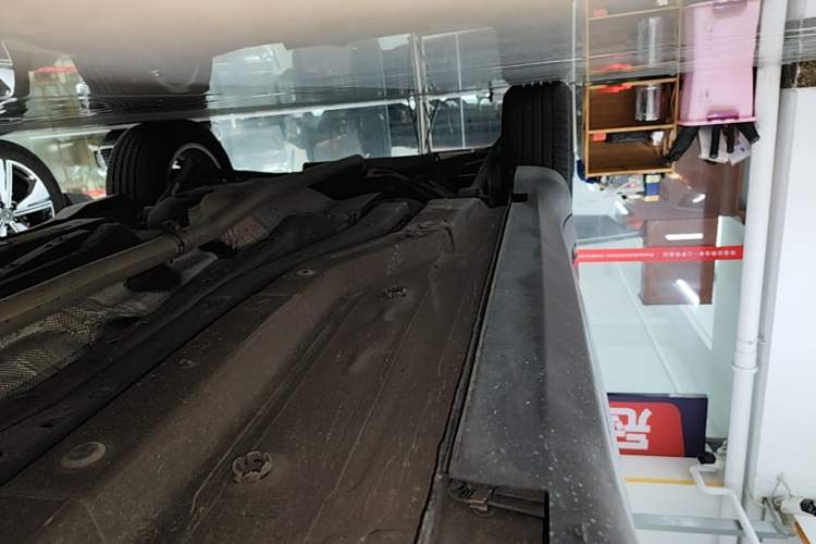 Used Jeep Compass 2017 200T Automatic Family Edition Right Side Sill