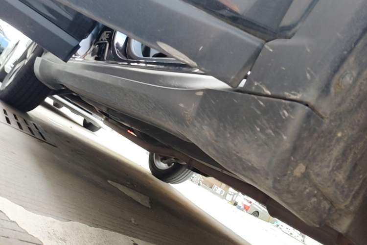 Used Jeep Compass 2017 200T Automatic Prestige Edition Right Side Sill