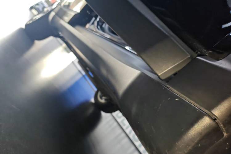 Used Jeep Compass 2017 200T Automatic Family Edition Right Side Sill