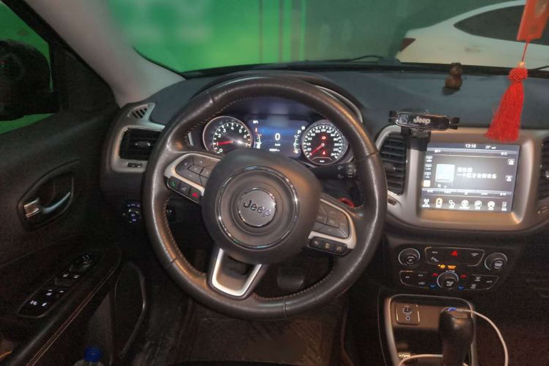 Used Jeep Compass 2017 200T Automatic Family Edition Steering Wheel