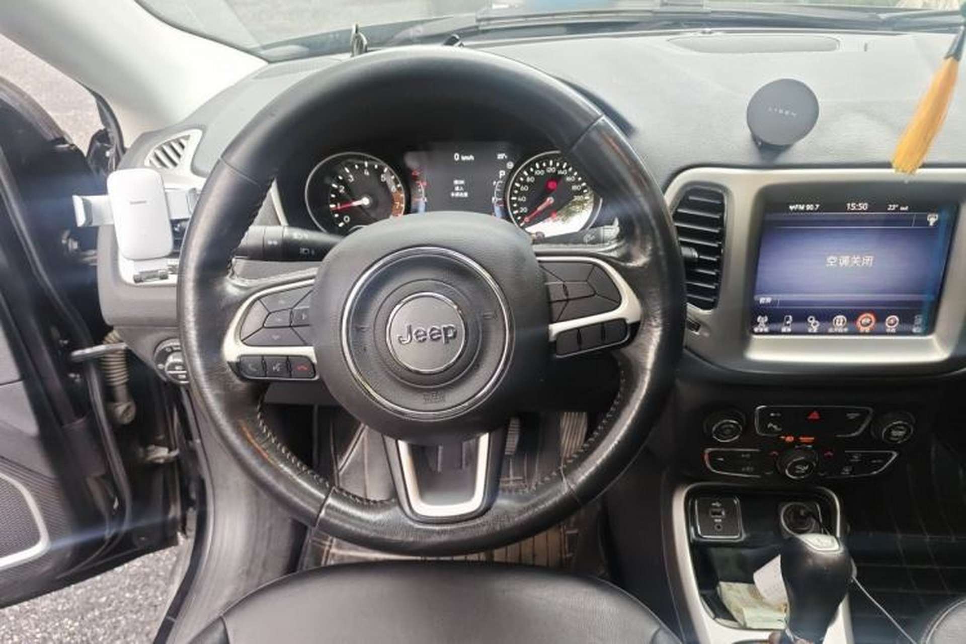 Used Jeep Compass 2017 200T Automatic Family Edition Steering Wheel